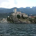 Belvedere * Navene